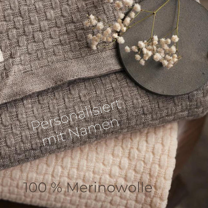 Merinowolle Babydecke personalisiert bestickt, Decke 100x150 cm Tog Wert 1.0